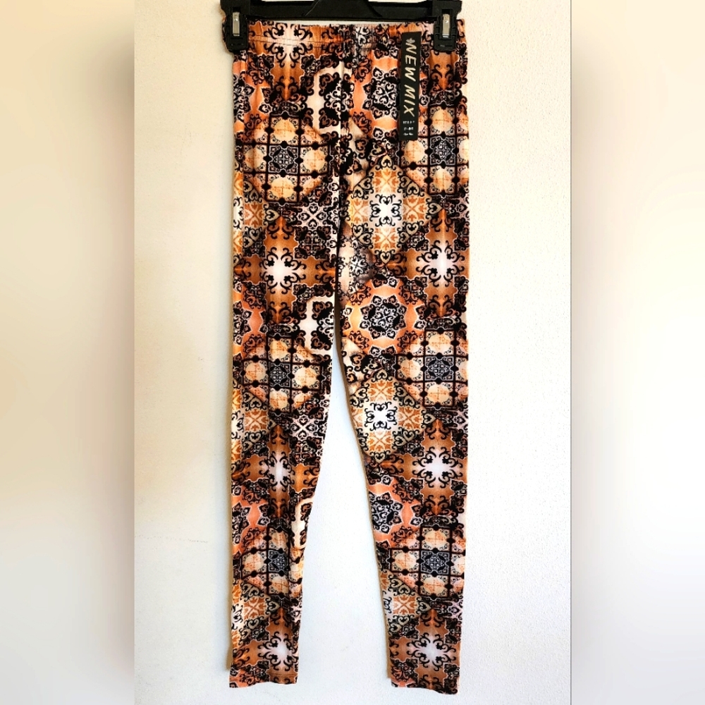 New Mix Leggings -  One Size  - Multi Color design - Polyester / Spandex Blend N